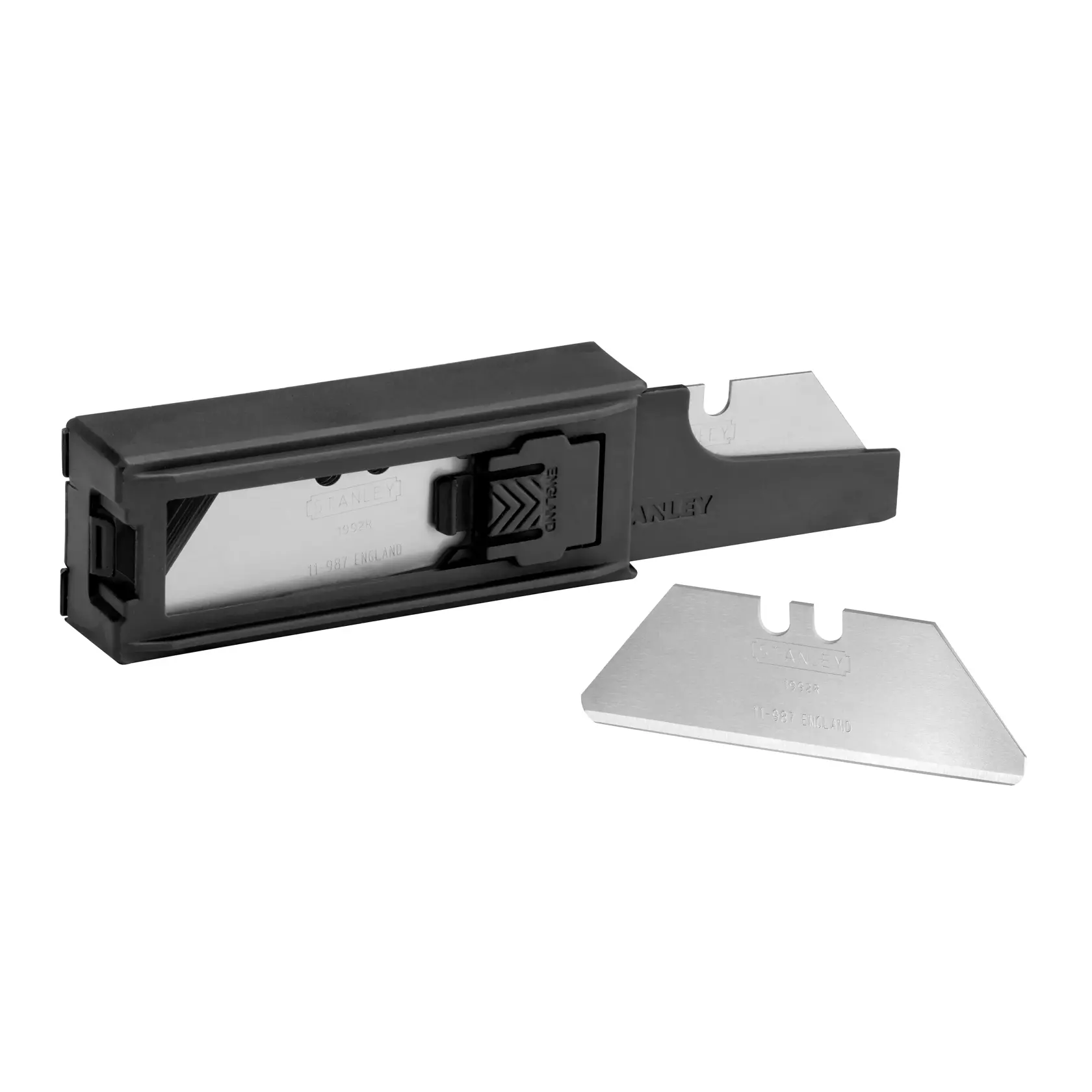 STANLEY 2-11-987 Universalmesser-Klingen mit schwarzem Kunststoffspender und zwei einzelnen trapezförmigen Klingen, Vorderansicht.