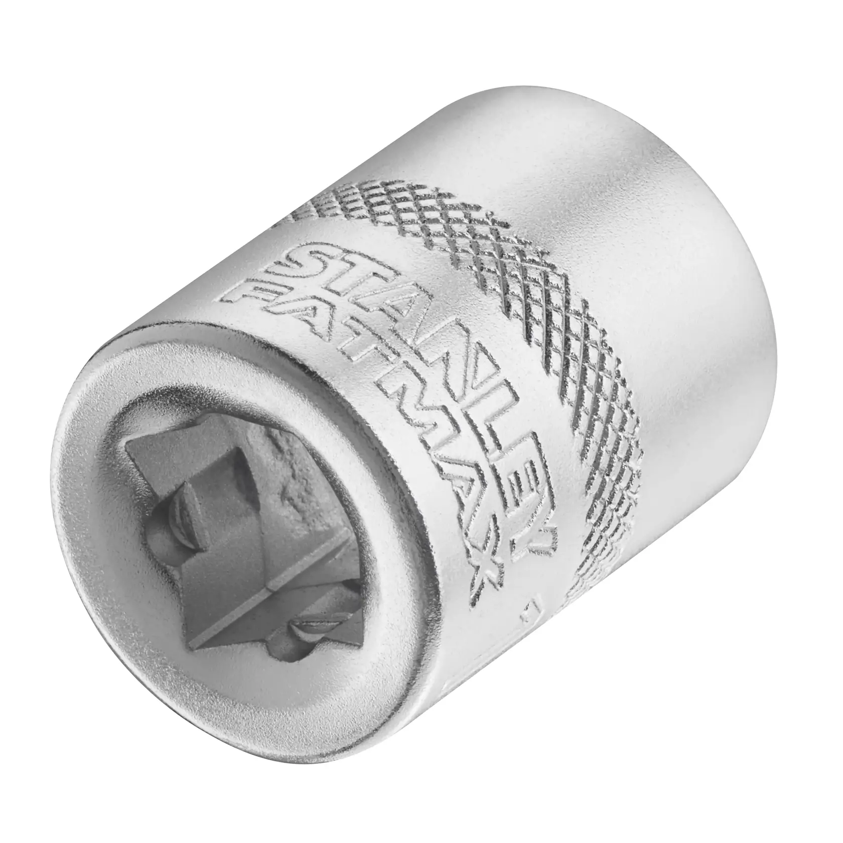 STANLEY FMMT17215-0 Chrom-Steckschlüssel Fotografie, schräge Ansicht auf weißem Hintergrund.