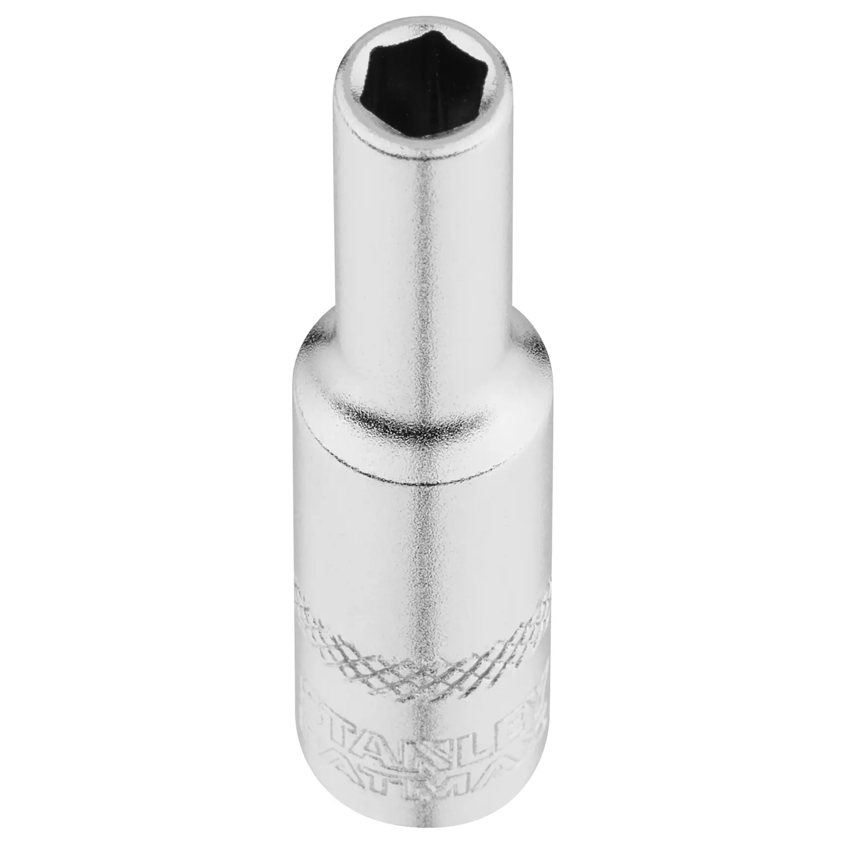 STANLEY FMMT17249-0 lange Chrom-Stecknuss, sechskantiges Design, stehend auf weißem Hintergrund, Handwerkzeug.