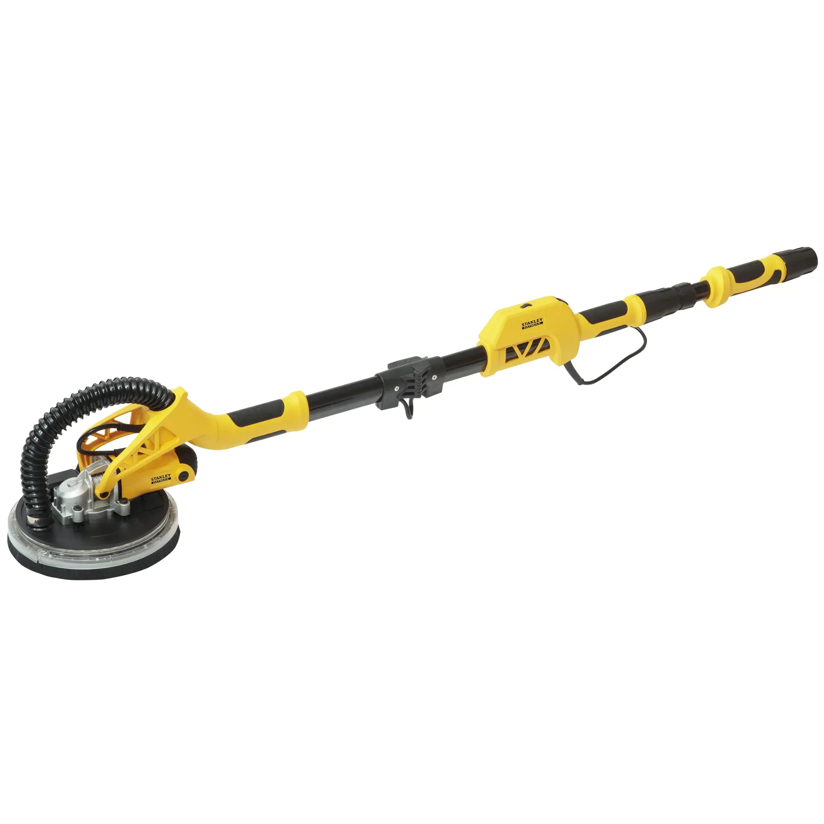 Foto des STANLEY SFMEE500S Trockenbauschleifers, gelb und schwarz, Seitenansicht mit Teleskopgriff und Staubschlauch.