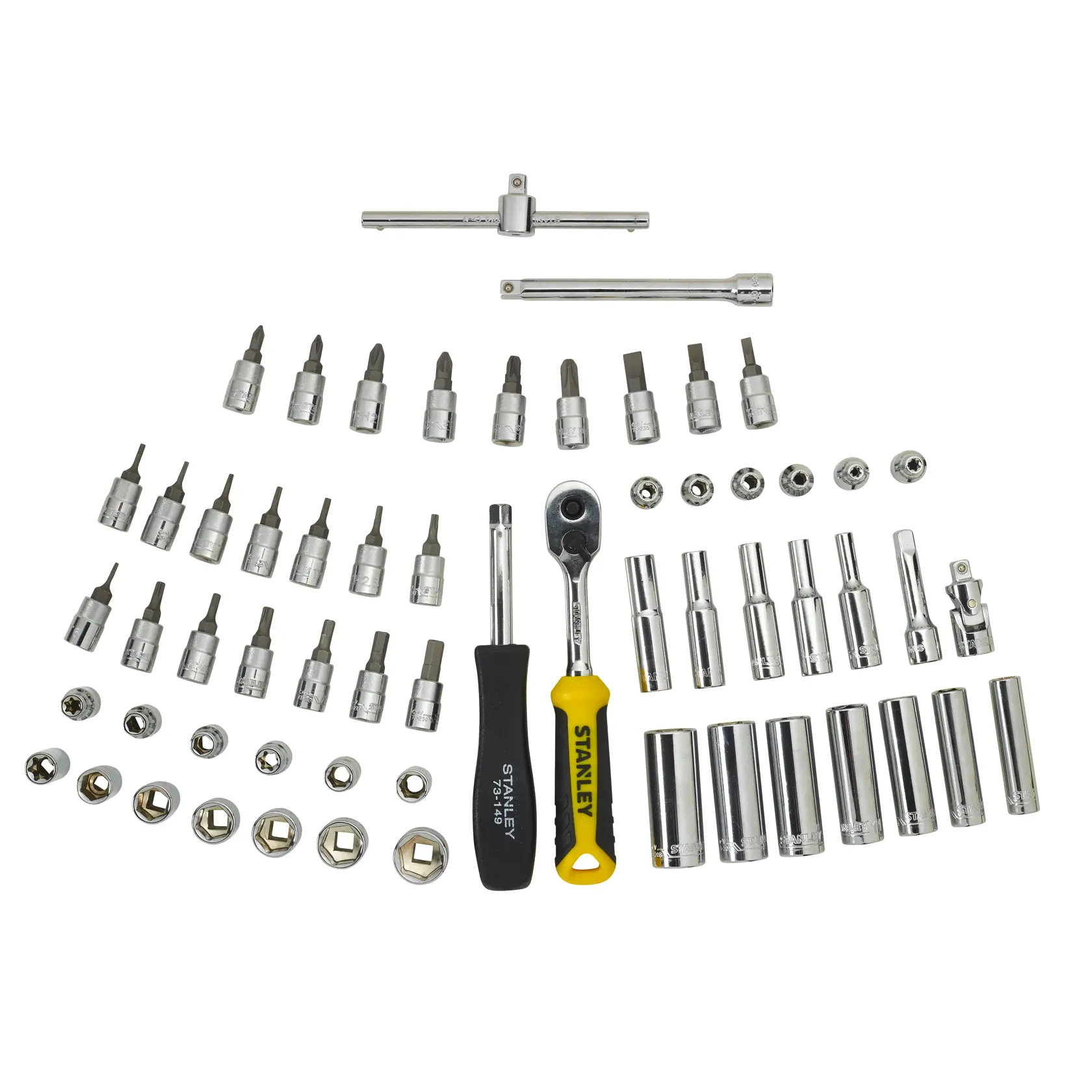 Stanley Steckschlüssel- und Ratschen-Set mit verschiedenen Bits, Verlängerungen und Werkzeugen auf weißem Hintergrund.