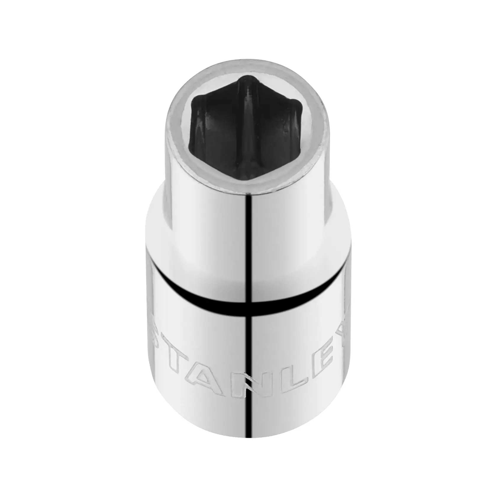 STANLEY STMT86103-0 Chrom-Stecknuss, sechskant, Nahaufnahme auf weißem Hintergrund, Werkzeugzubehör.