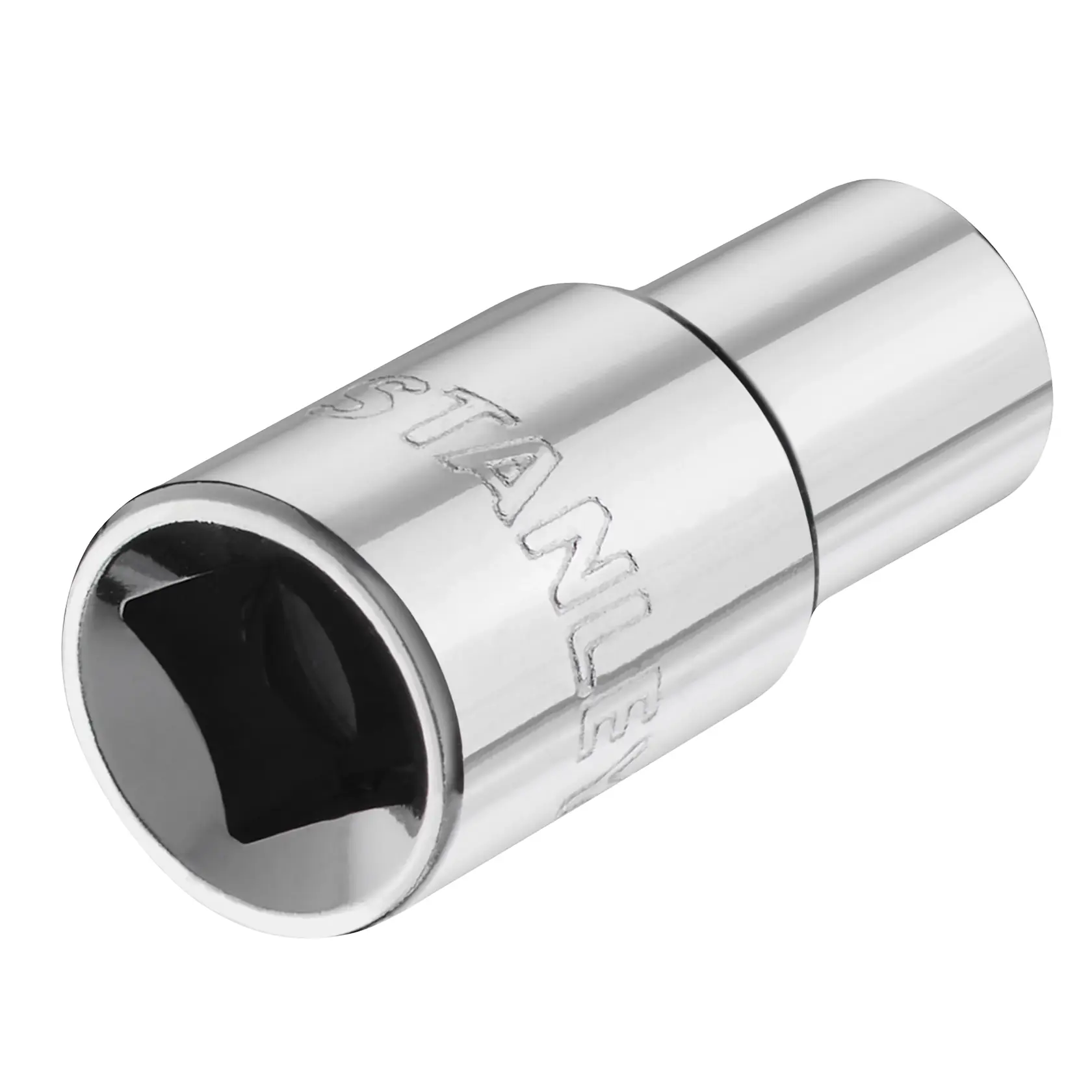 STANLEY STMT86111-0 Chrom-Stecknuss, Nahaufnahme auf weißem Hintergrund.