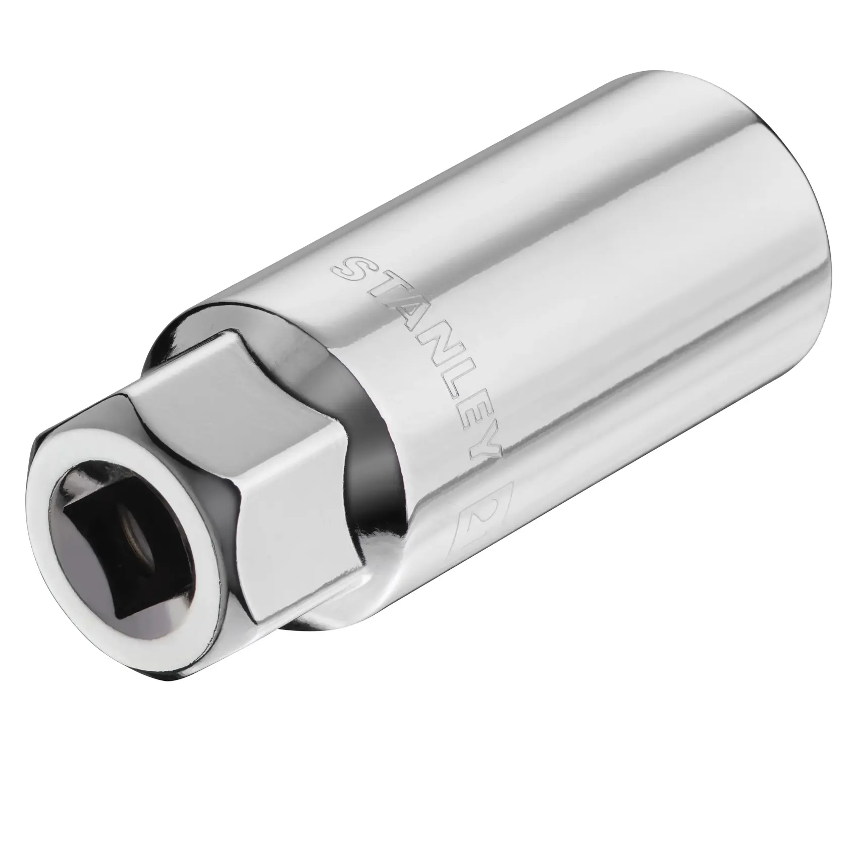 Foto der verchromten STANLEY STMT88942-0 Stecknuss, zylindrisches Design, klare Seitenansicht auf weißem Hintergrund.